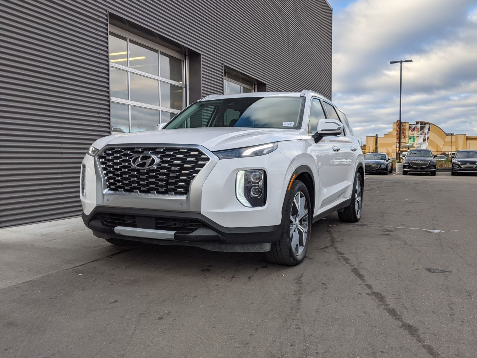 2021 Hyundai Palisade Luxury | Edmonton Motor Dealer Association ...