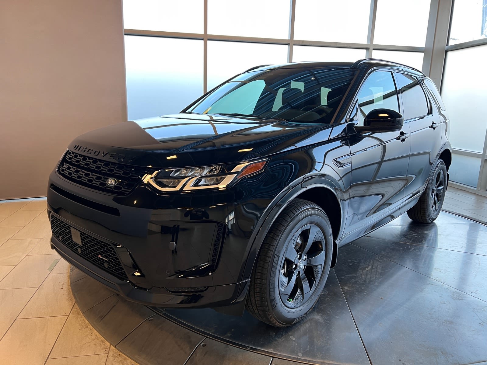 2023 Land Rover Discovery Sport RDynamic S Edmonton Motor Dealer