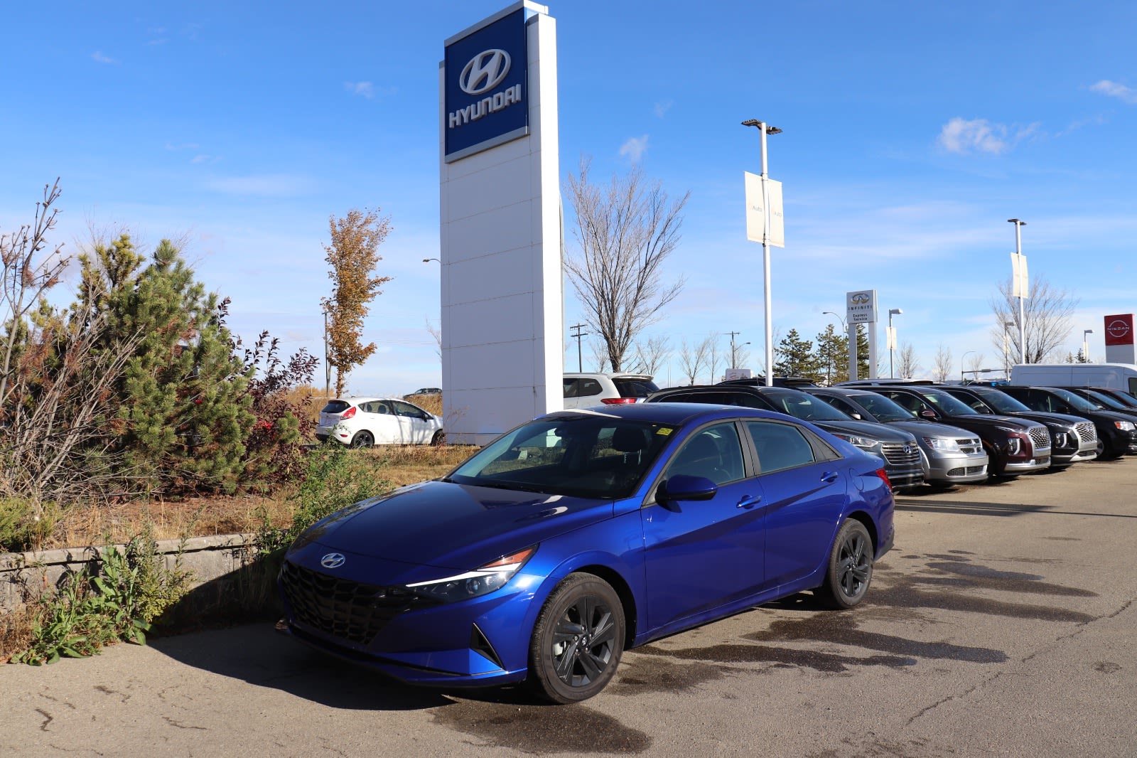 2022 Hyundai Elantra Preferred | Edmonton Motor Dealer Association ...