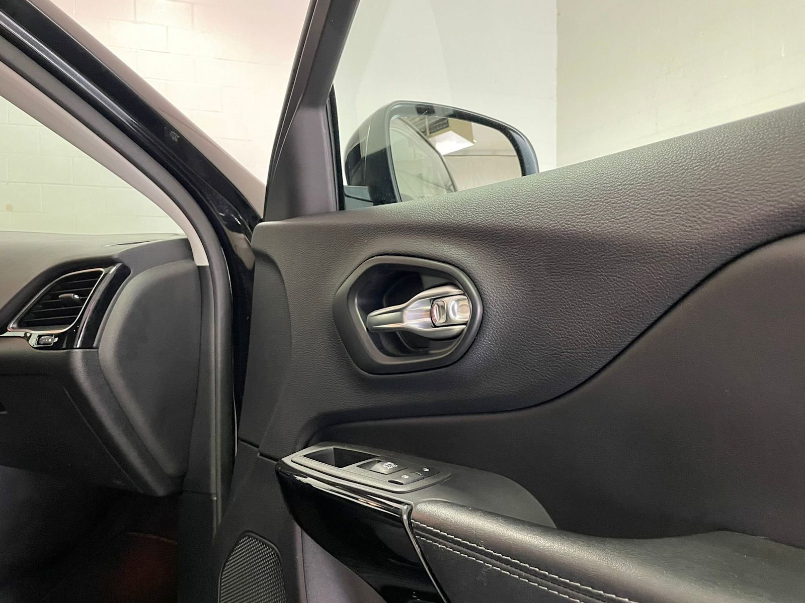 2023 Jeep Cherokee Altitude, 温哥华, 全款车