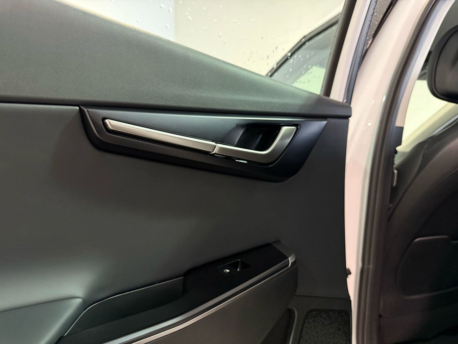 2025 Kia EV6 Light, 温哥华, 全款车