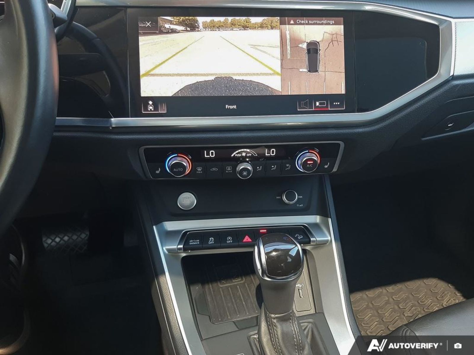 2020 Audi Q3 45 Technik, Vancouver, Cash