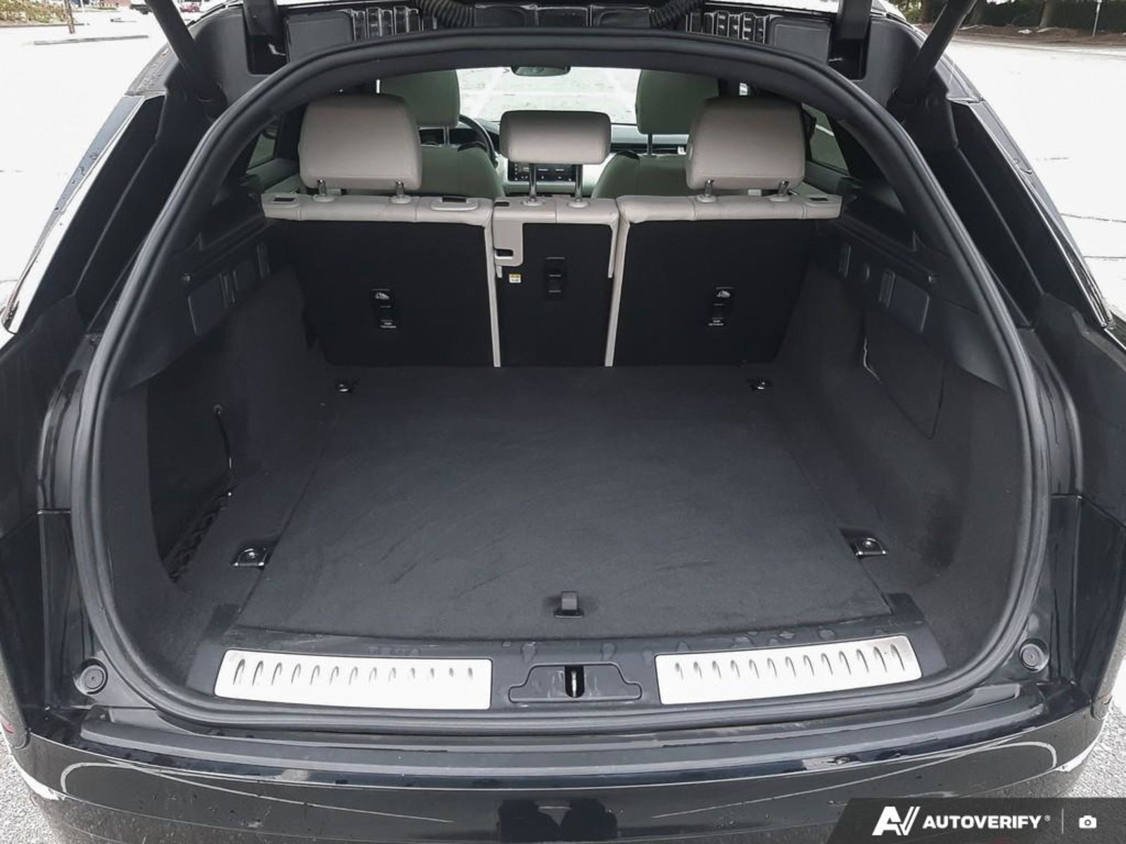 2023 Land Rover Range Rover Velar P340 R-Dynamic S, Vancouver, Cash