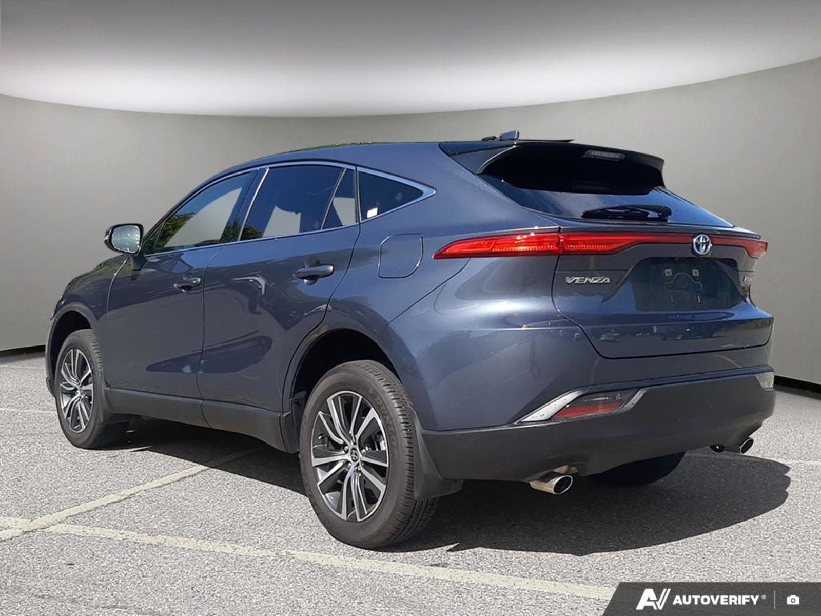2022 Toyota Venza LE, Vancouver, Cash