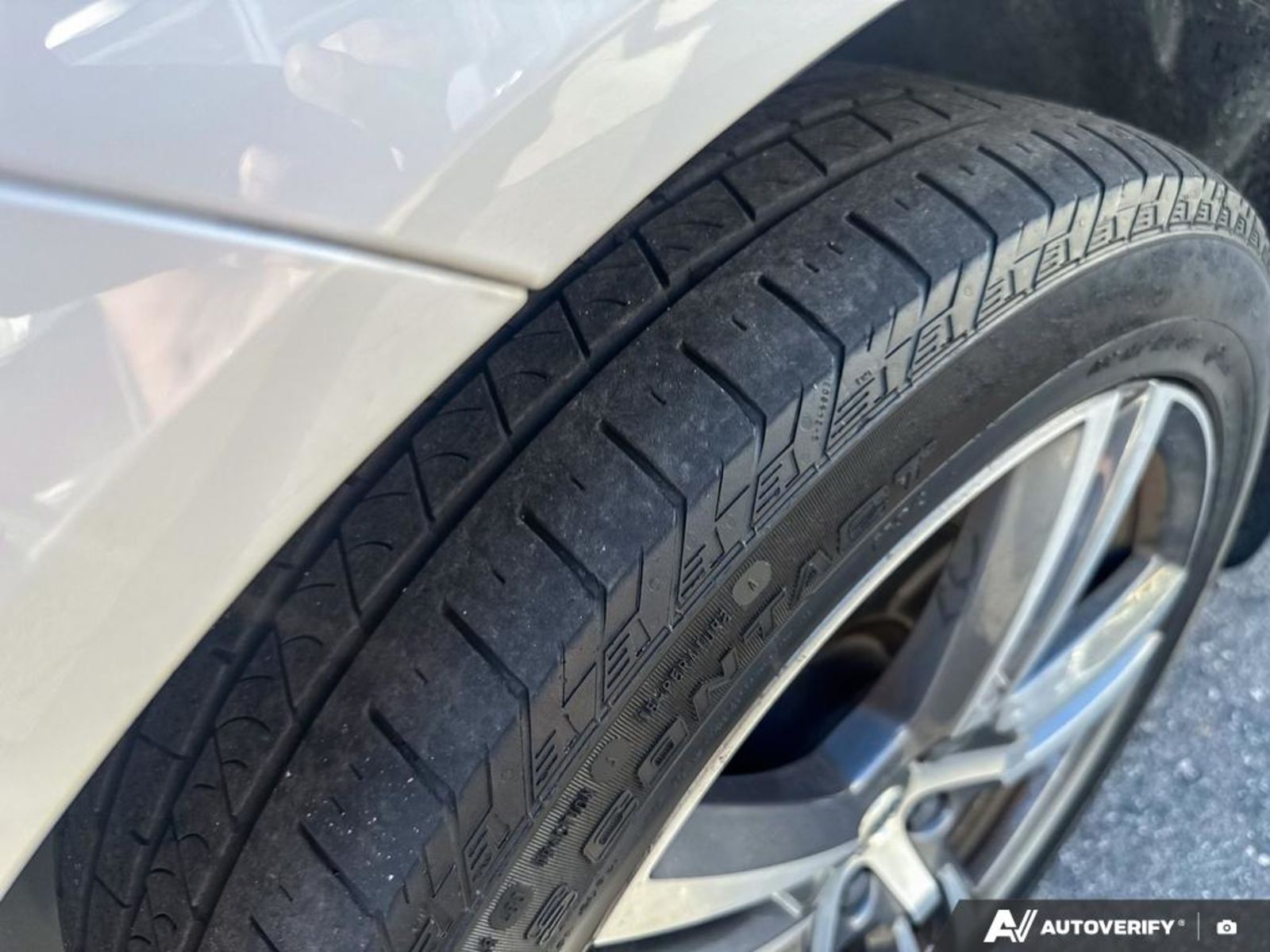 2021 Volvo XC60 Recharge Plug-In Hybrid T8 Inscription Expression, 温哥华, 全款车