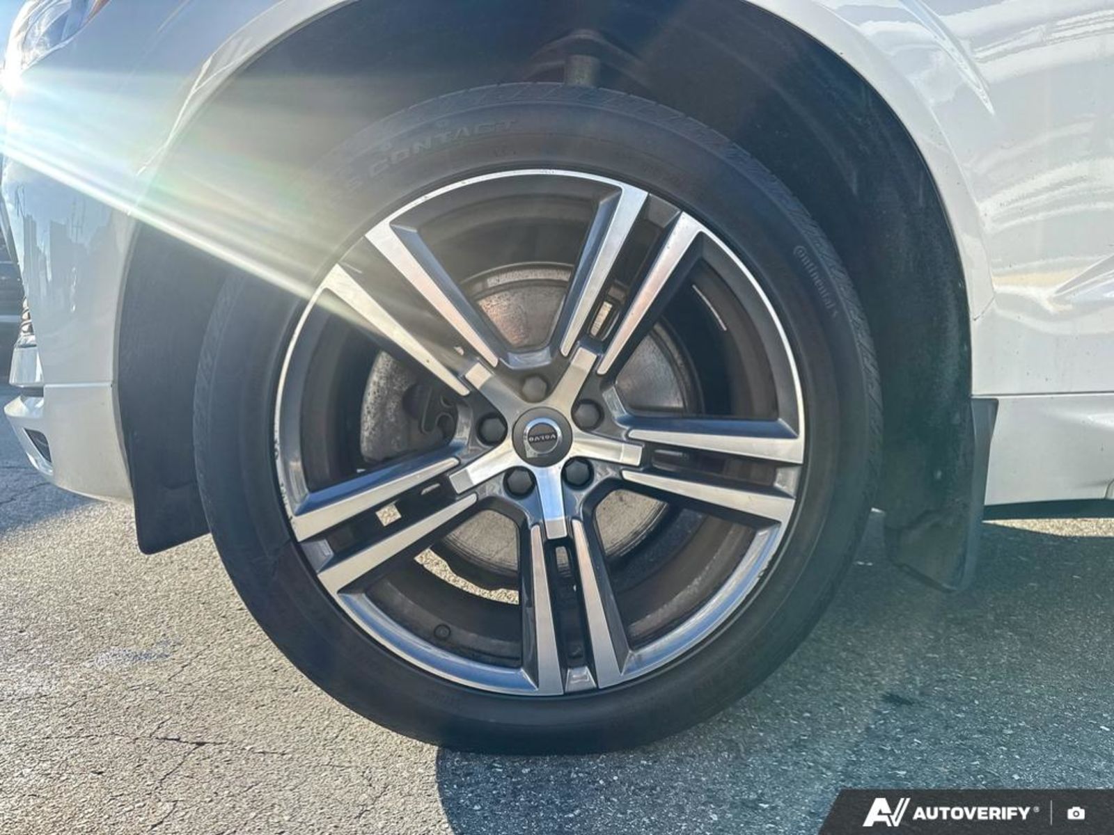 2021 Volvo XC60 Recharge Plug-In Hybrid T8 Inscription Expression, 温哥华, 全款车