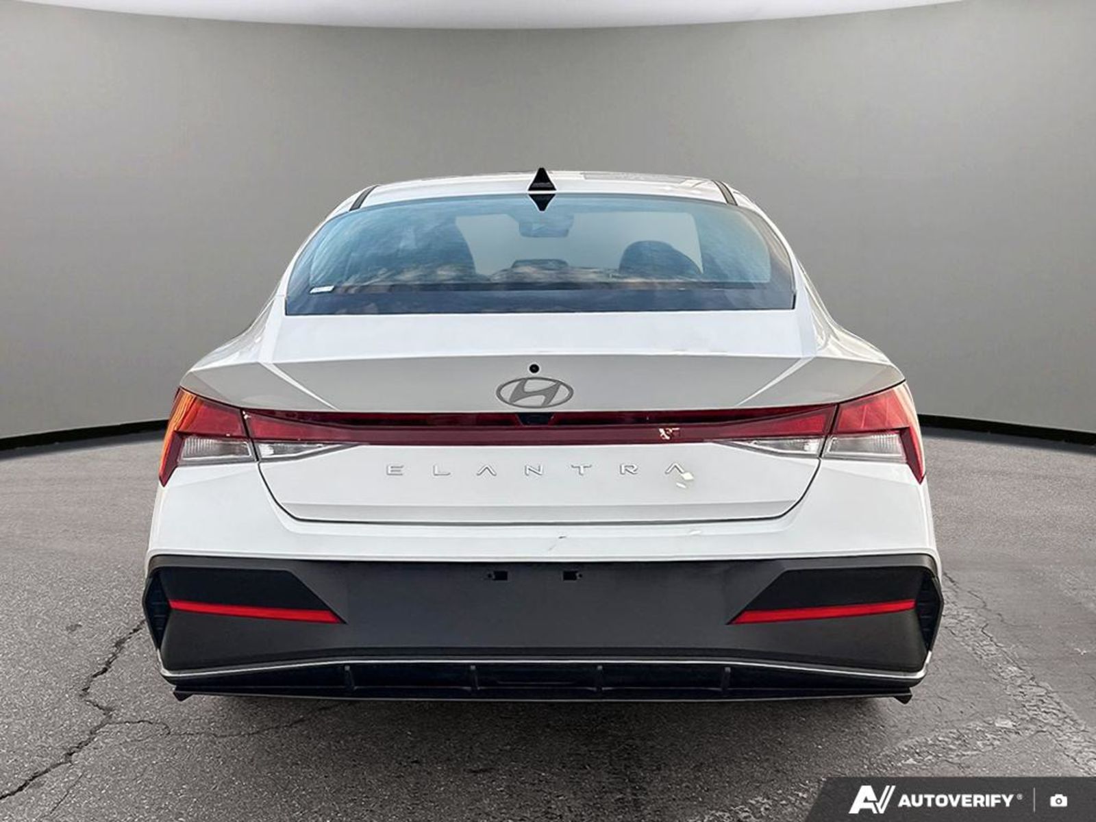2025 Hyundai Elantra Preferred with Tech Package, 温哥华, 全款车