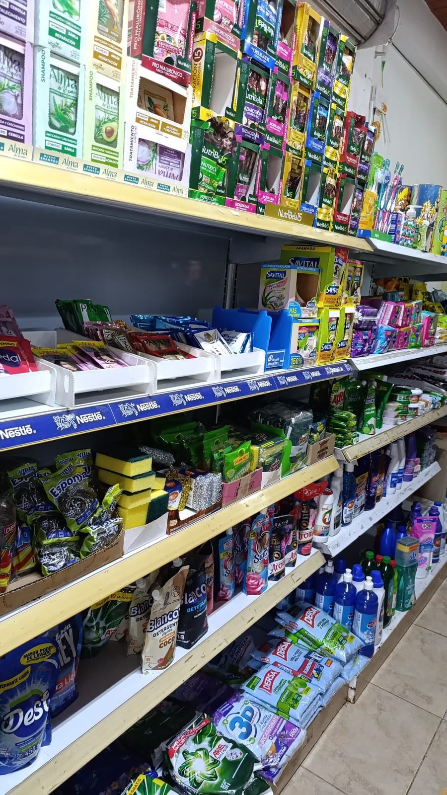 Tienda mini market los Anturios