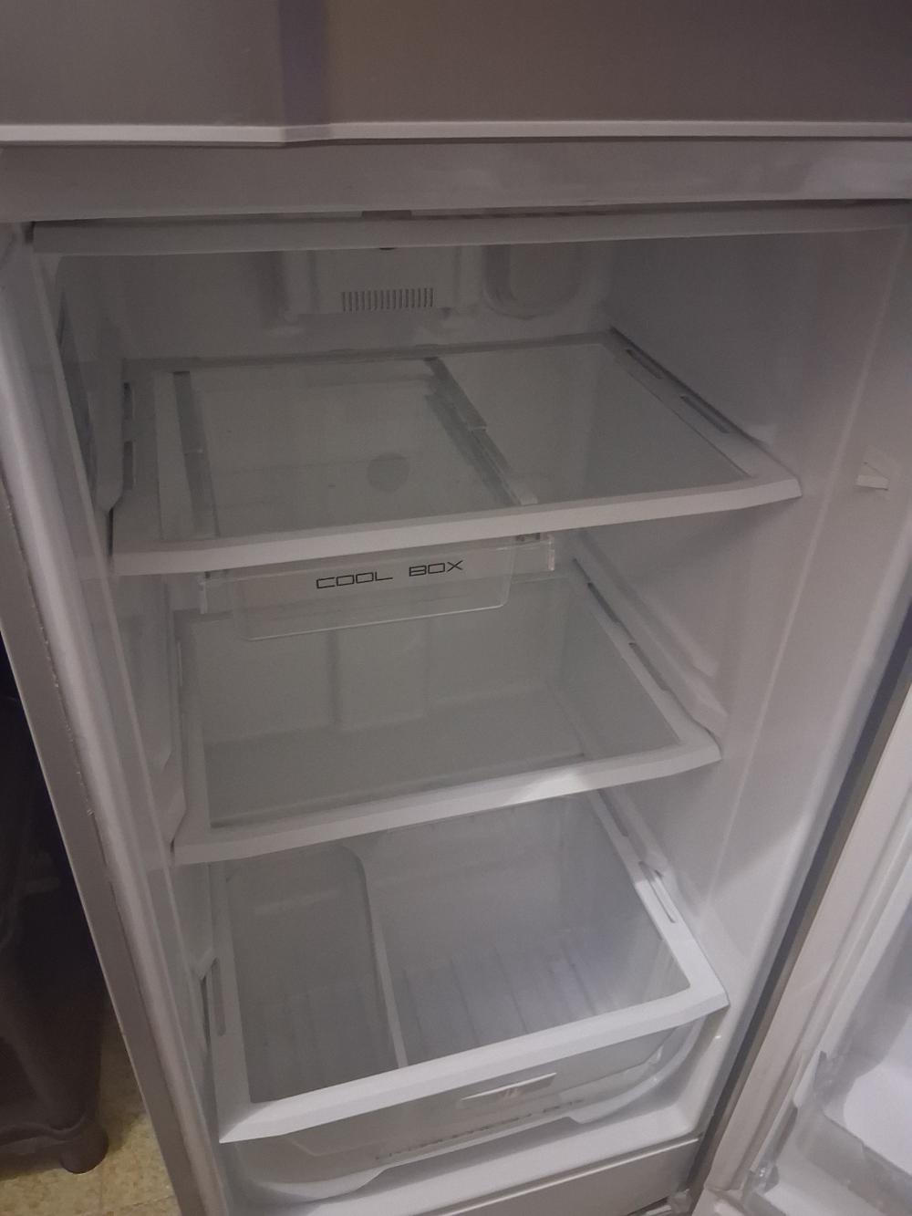 Se vende nevera nueva