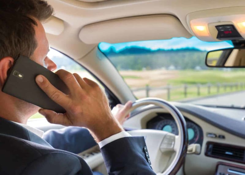 What is the Penalty for Using Your Phone While Driving in Illinois?