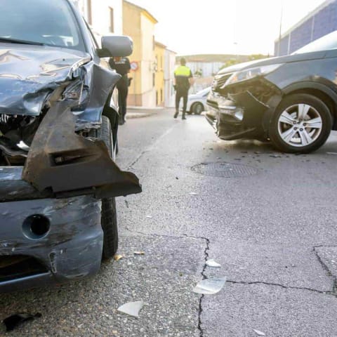 car_accident_cause_featured_f678d2e1c9