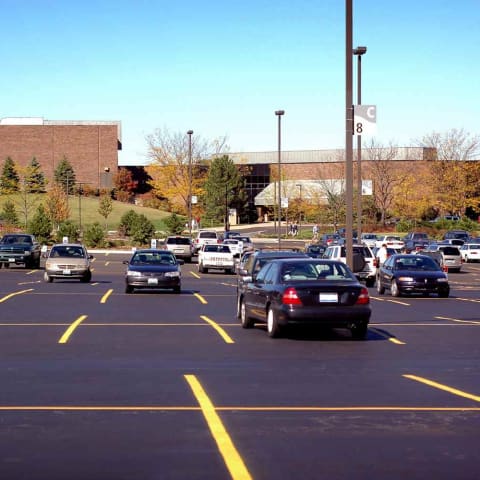 mall_parking_lot_violence_featured_5cd54014e3
