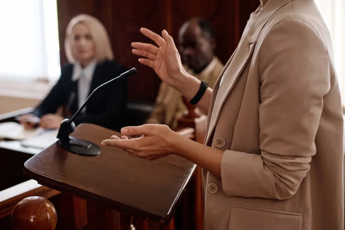 Formal vs. Informal Hearings for Reinstating Your License in Illinois