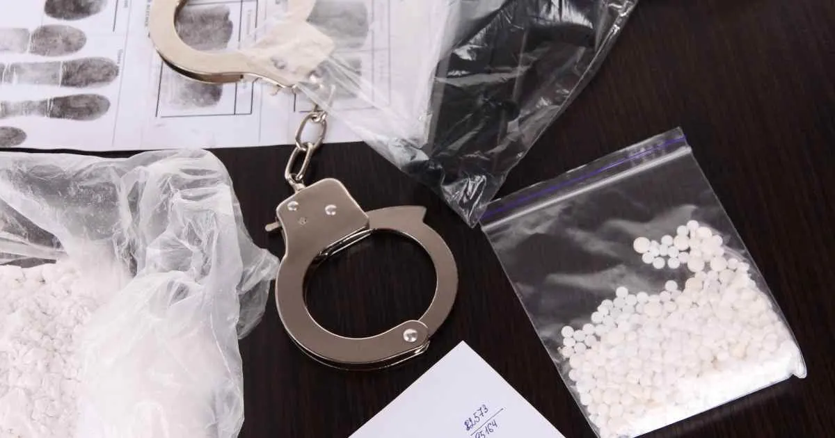 drug_possession_laws_and_penalties_featured_475313a716