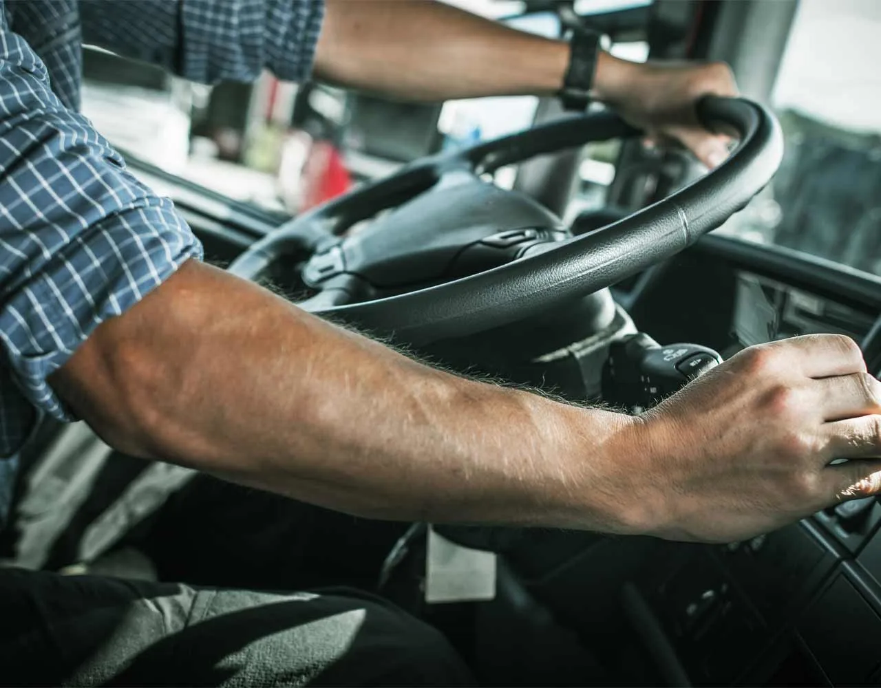 Conducción bajo los efectos del alcohol para conductores comerciales en Illinois