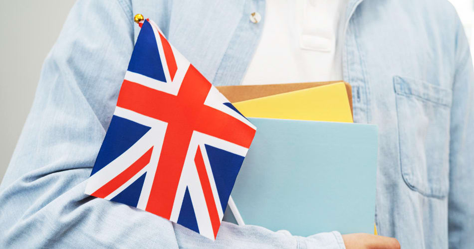 IELTS vs TOEFL which is easier – A guide to choosing the right test
