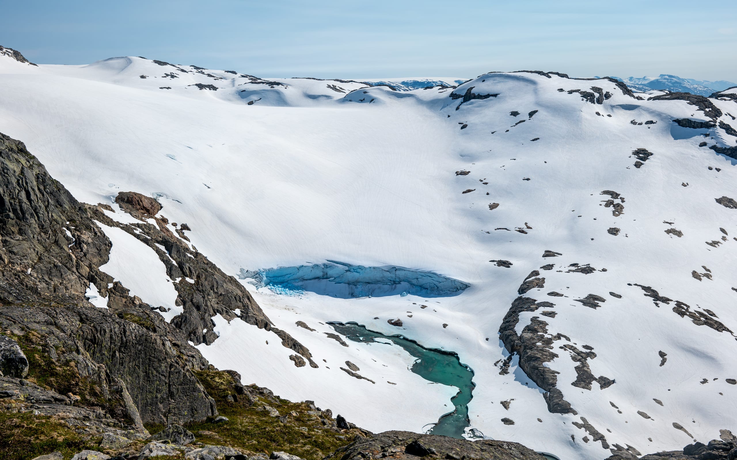 Juklavass glacier seen from the front