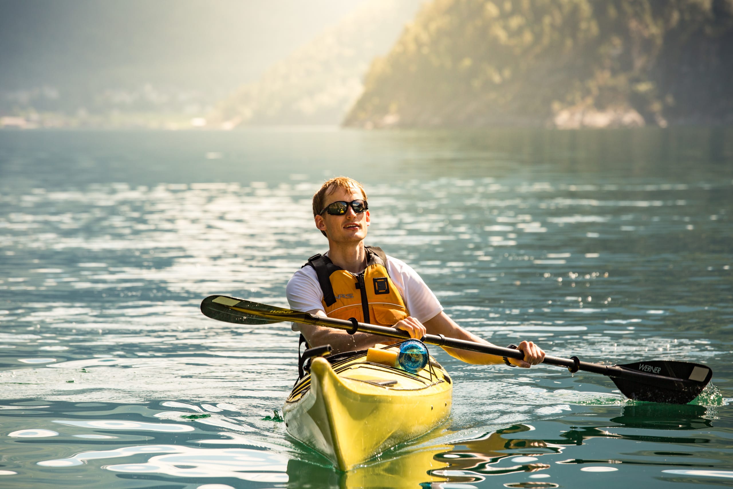 Kayaking in Hjørundfjorden near Stranda