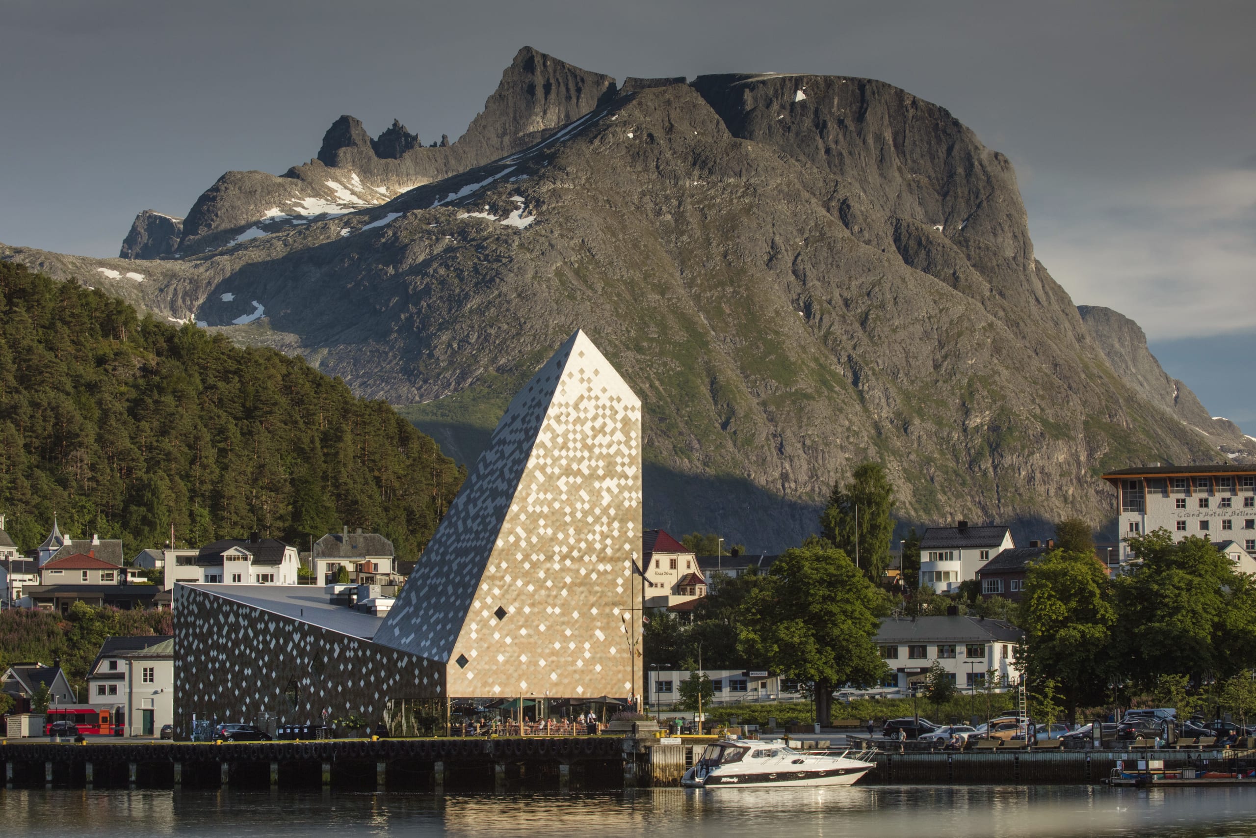 Norsk Tindesenter in Åndalsnes