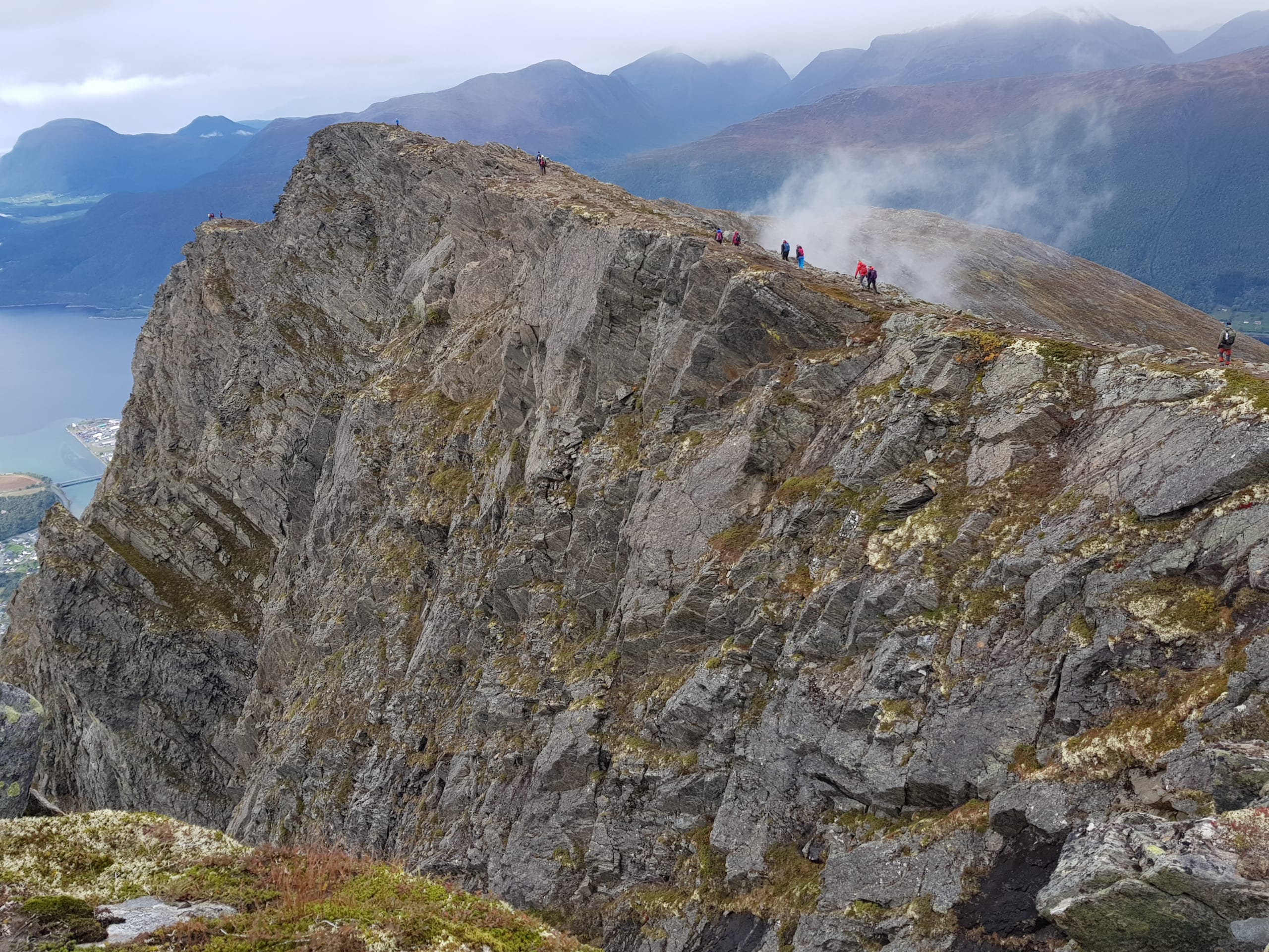 Summit of Romsdalseggen