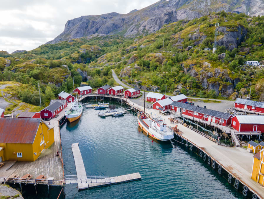 7 Lofoten villages at a glance