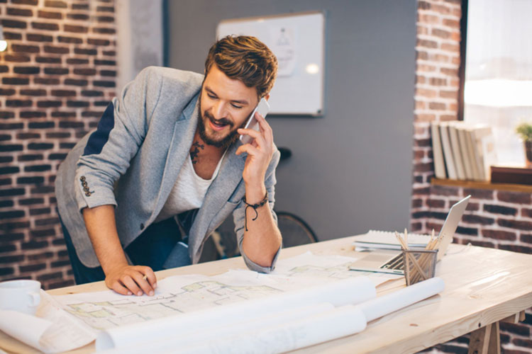 Entrepreneur available to talk