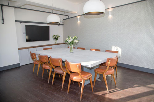 Nice meeting room in Faringdon London