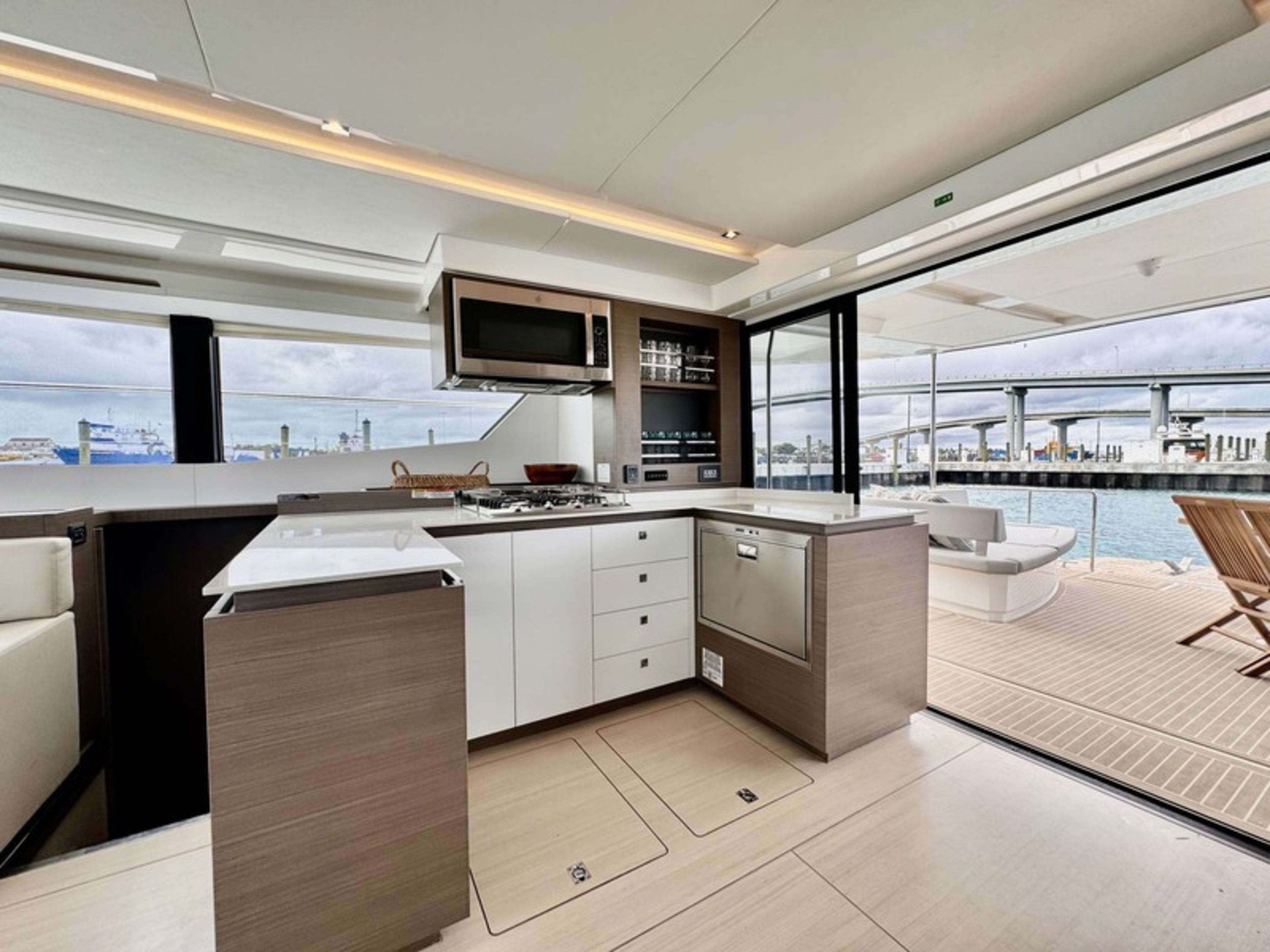 Bru Sea — 53' Leopard Power Catamaran (Private Charter) - Image 8