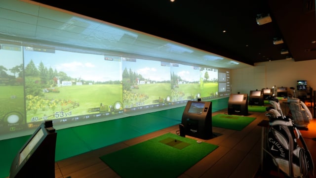 BUZZ GOLF THE LESSON STUDIO 箕面店 のサムネイル