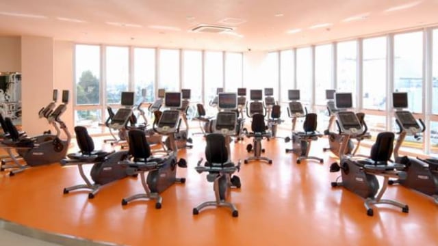 スポーツプラスゴルフレッスン高槻店