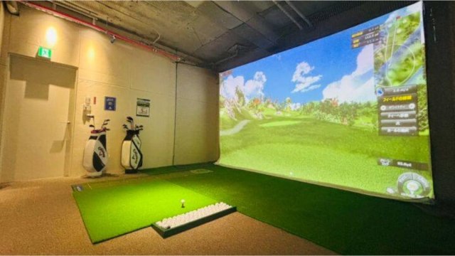 SMART GOLF平安通駅前店 のサムネイル