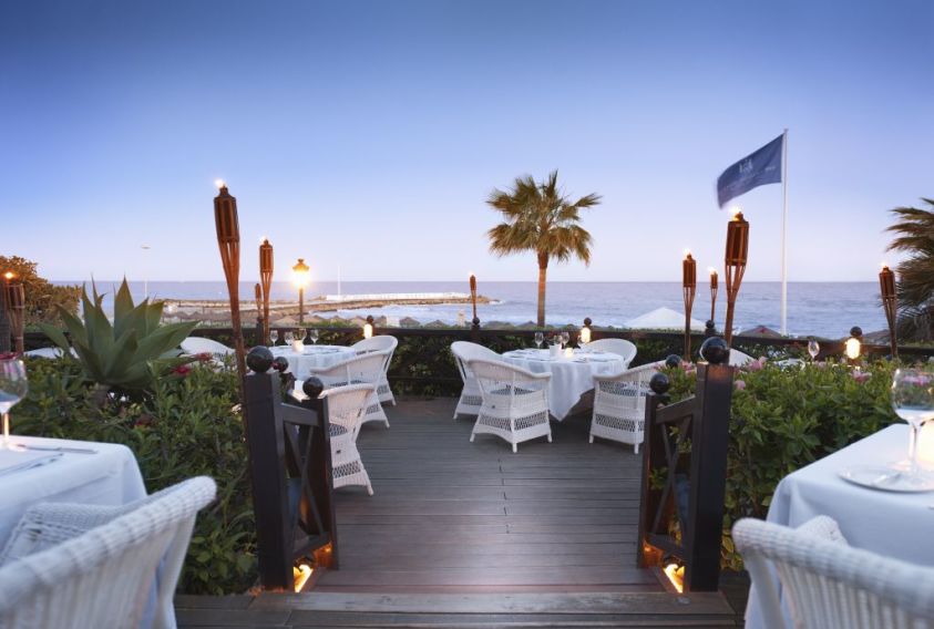 Puente Romano Beach Resort Marbella, Malaga - Book a golf holiday or ...