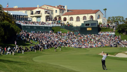 Imposante Ansicht mit Clubhaus: Vorjahressieger John Merrick beim Finale 2013 auf dem 18. Loch des Riviera Country Club . (Foto: Getty)