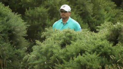 Die besten Bilder vom Moving Day der Open Championship 2018 Verlaufen oder einfach nur auf Abwegen? Der Japaner Yusako Myasato mimt das Männlein, das allein im Walde steht und legt sich bei der Open Championship 2018 mit dem mehr als fiesen Ginster an. (Foto: Getty)