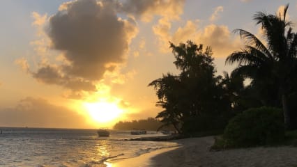 Die Besucher der Insel dürfen sich auf märchenhafte Sonnenauf- und Untergänge freuen. (Foto: Jürgen Linnenbürger)