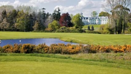 Der edle Bildband eignet sich hervorragend für die hauseigene Bibliothek. (Foto: teNeues)