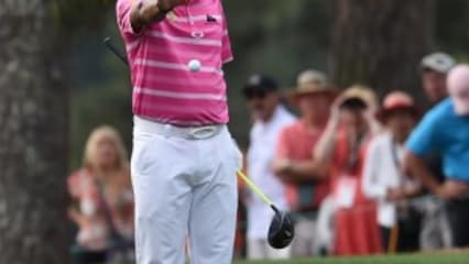 Einsamer Starter
Als Erster ging am Finaltag des Masters Thongchai Jaidee aus Thailand ganz allein auf die Runde. Der einsame Start schien dem Spiel des Asiaten nicht förderlich zu sein. Jaidee konnte seinen Score von +9 nicht ausgleichen, da fünf Bogeys ebenso viele Birdies revidierten. Er belegt den letzten Platz. (Foto: Getty)