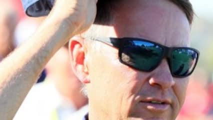 Davis Love III - Kapitän Team USA - Golf Post Note: 2+ Davis Love III trat nach der US-Niederlage in Schottland 2014 inklusive anschließender Schlammschlacht um den damaligen Captain Tom Watson einen verdammt schweren Job an. Der Druck war enorm, er musste endlich wieder den Cup holen - und das vor heimischem Publikum. Umso besser für ihn, dass seine Spieler top motiviert und in blendender Verfassung waren. Trotzdem war es dieses Mal nicht vorrangig die Weltklasse der einzelnen Akteure, die USA unter Love schlug Europa mit ihren eigenen Waffen - sie waren ein Team! Chapeau Mr. Love! Matchplan bei allem Druck voll aufgegangen! (Foto: Getty)