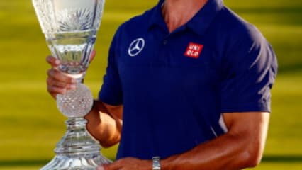 Adam Scott aus Australien ist der glückliche Sieger bei der The Barclays 2013. Nach dem Masterstitel ist es schon sein zweiter Saisonerfolg (Foto: Getty Images)