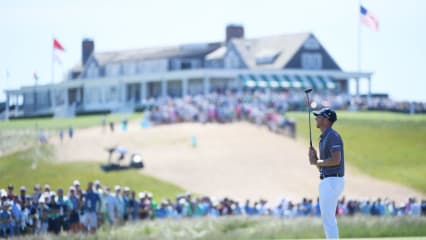 Daniel Berger räumt aufAuf diesem Bild sieht man Daniel Berger, wie er nach seinem vermissten Birdie-Putt etwas verzweifelt schaut. In seiner Runde sollte er allerdings noch ein paar Birdie-Putts versenken.(Foto:Getty)