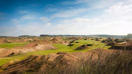 Ob Parklandschaft oder Links-Course nach schottischem Vorbild: WINSTONgolf hat abwechslungsreiche 45 Loch zu bieten. (Foto: WINSTONgolf)