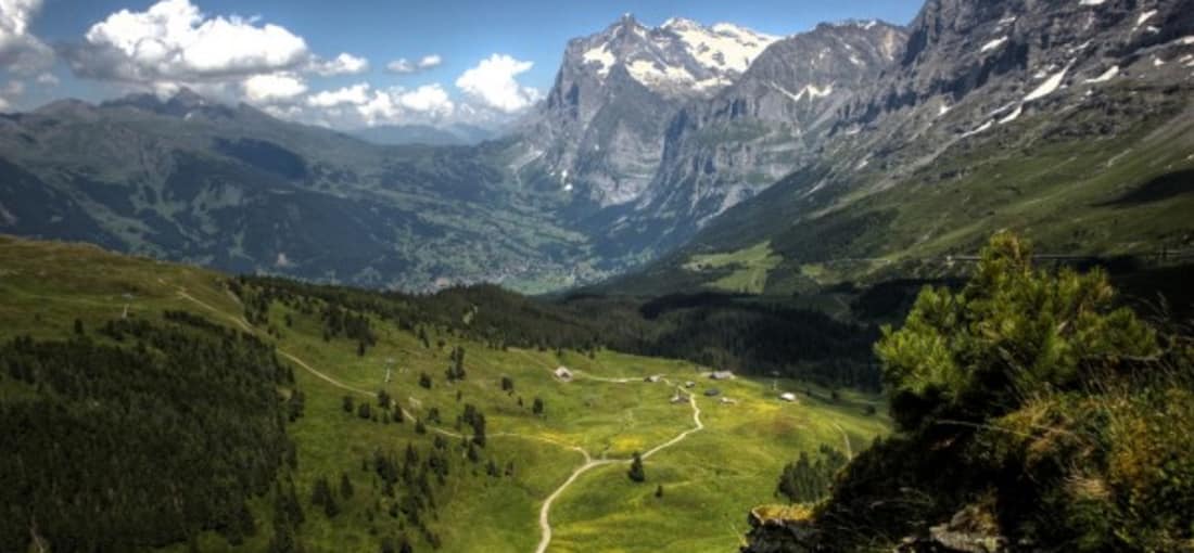 <h2>Wanderwege so weit das Auge reicht</h2>
Die Region bietet so viele Wanderwege, dass man immer wieder neue Pfade entdeckt (Foto: flickr).