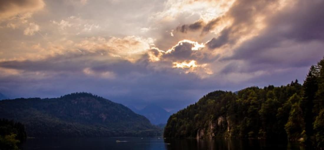 <h2>Albsee</h2>
Im Albsee spiegelt sich die eindrucksvolle Kulisse der abwechslungsreichen Landschaft (Foto:flickr).
