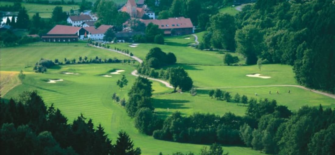 <h2>Golfplatz Uttlau aus der Luft</h2>