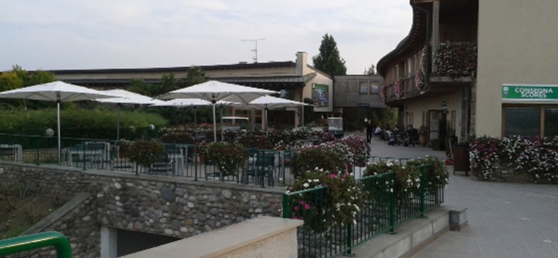 ...und noch einen kühlen Drink nehmen im Clubhaus. Na, Lust bekommen auf mehr? Dann Sachen packen und los geht's an den Gardasee! (Foto: Golf Post)