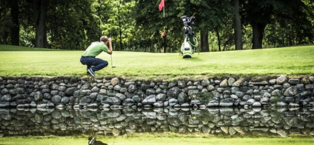 Der Schloss-Platz hat alles, was ein Weltklasse-Golfplatz bieten muss.