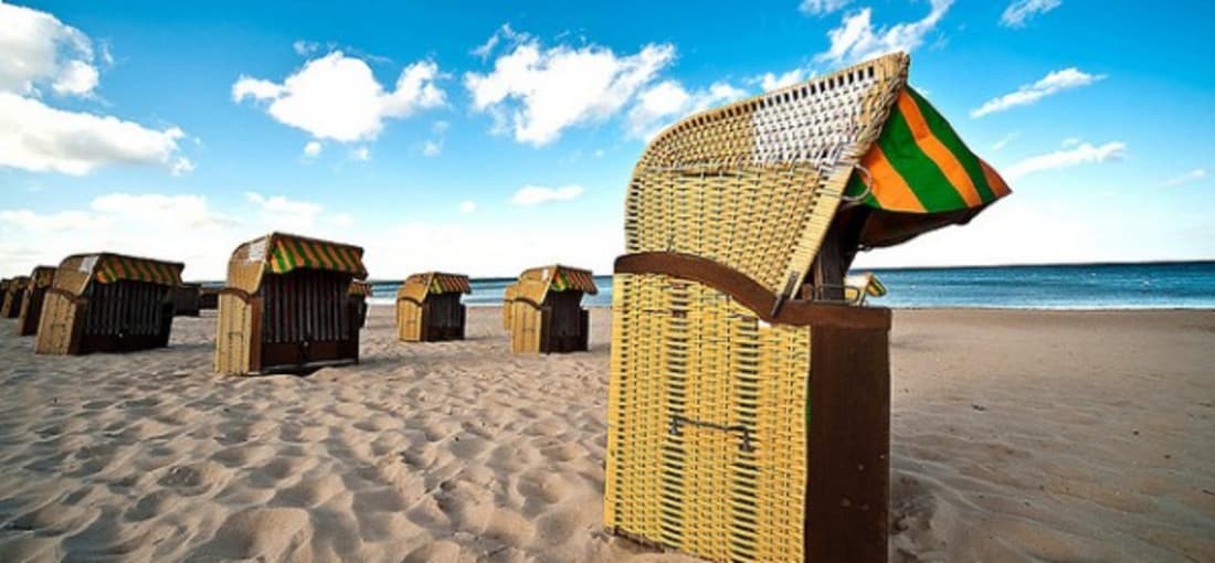 <h2>Der Strand wartet</h2>