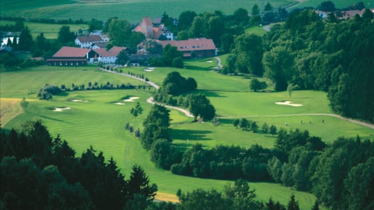 <h2>Golfplatz Uttlau aus der Luft</h2>