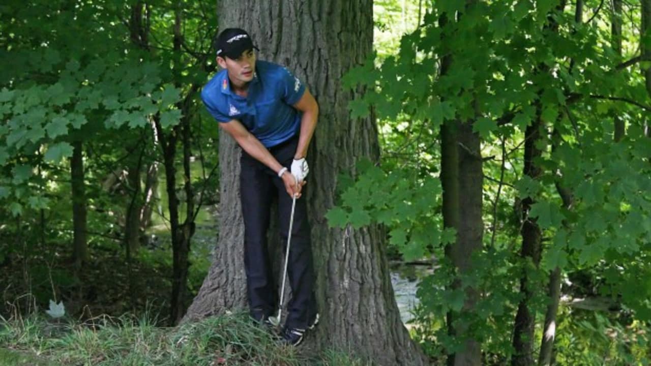 Der Kolumbianer Camilo Villegas brachte sich am dritten Loch der dritten Runde in eine missliche Lage. (Foto: Getty)