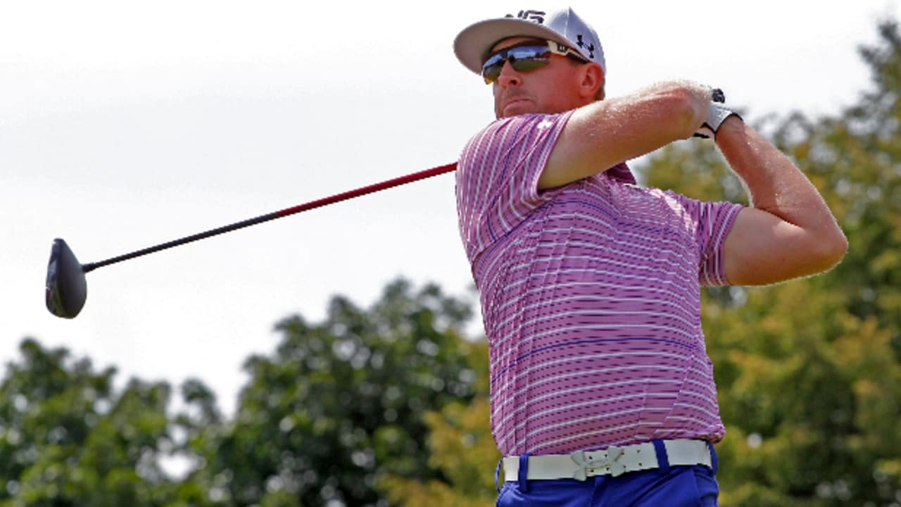 OAKVILLE, CANADA - JULY 26: Hunter Mahan of the United States hits his tee shot on the eighth hole during round two of the RBC Canadian Open at Glen Abby Golf Club on July 26, 2013 in Oakville, Ontario, Canada. (Photo by Hunter Martin/Getty Images)